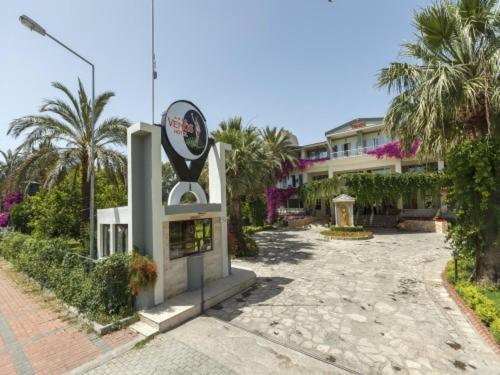 Venus Bieno Hotel Side Exterior foto